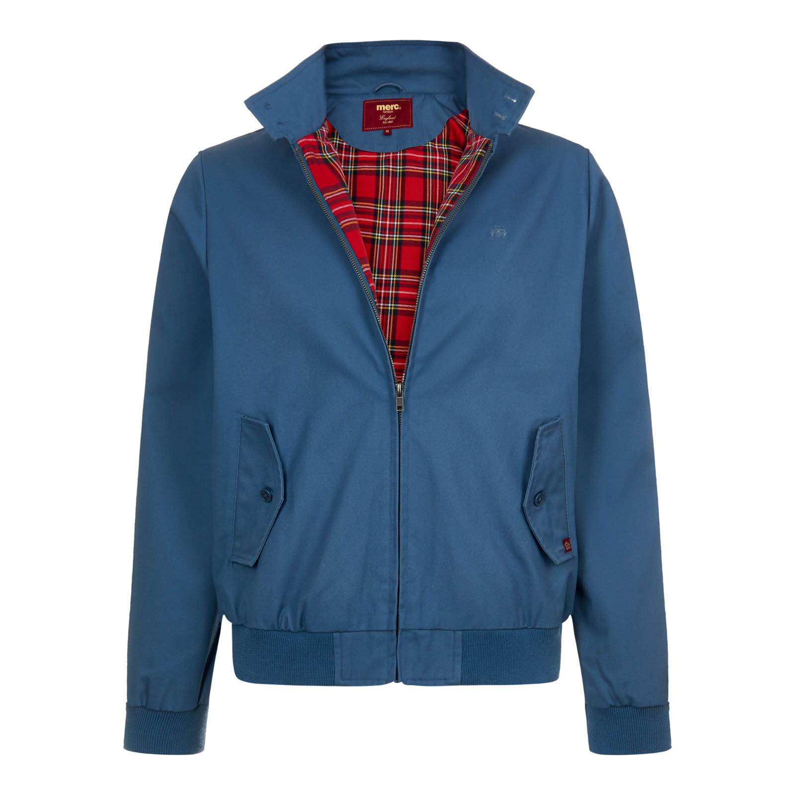 Куртка Harrington Куртка HarringtonCORE<br>Знаменитая историческая модель ветровки, выпускаемая Merc c момента своего основания. Аутентичные Харрингтоны Merc производятся с соблюдением всех исконных деталей, таких как прочная и долговечная ткань верха, прямоугольный воротник на пуговицах, клетчатая тартановая подкладка, выполненные резинкой трикотажные манжеты и пояс, а также карманы по форме почтового конверта.<br><br>Артикул: 1104110<br>Материал: 60% хлопок, 40% полиэстер / Подкладка 100% хлопок<br>Цвет: синий капри<br>Пол: Мужской