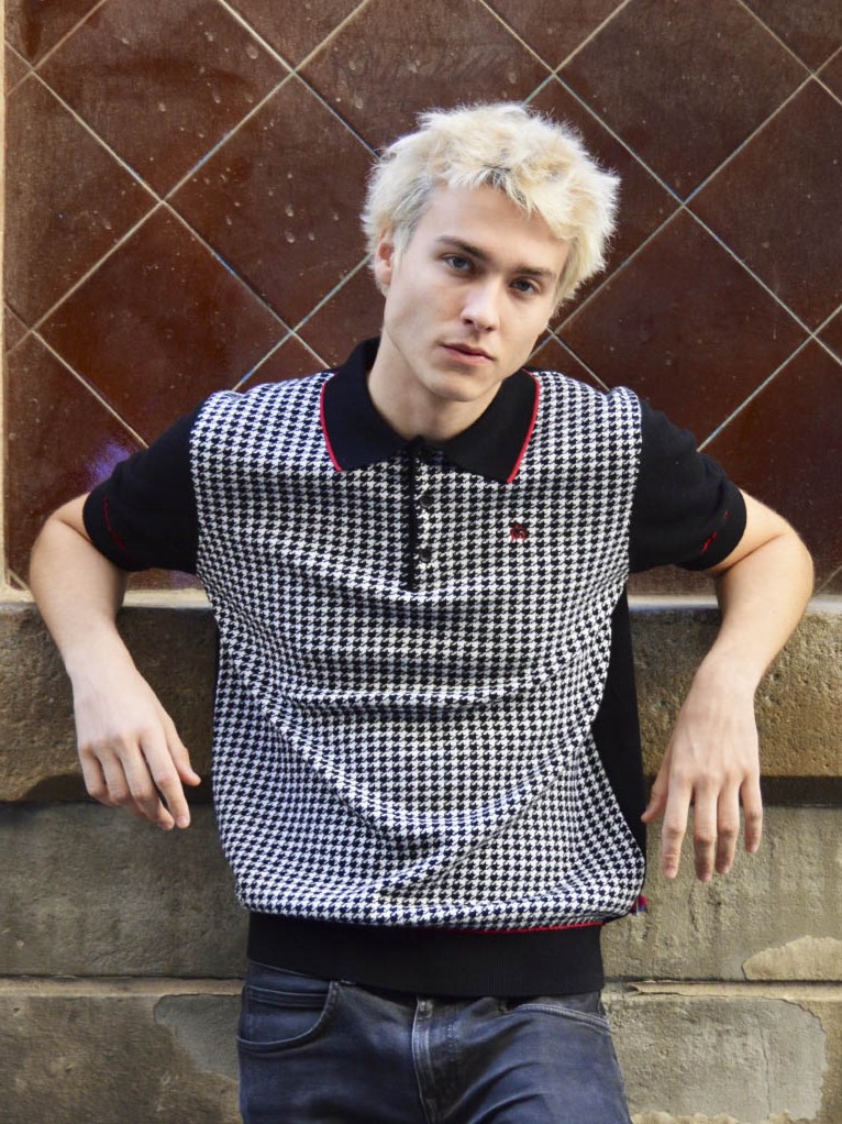 Cavendish Dogtooth Knit Polo in black